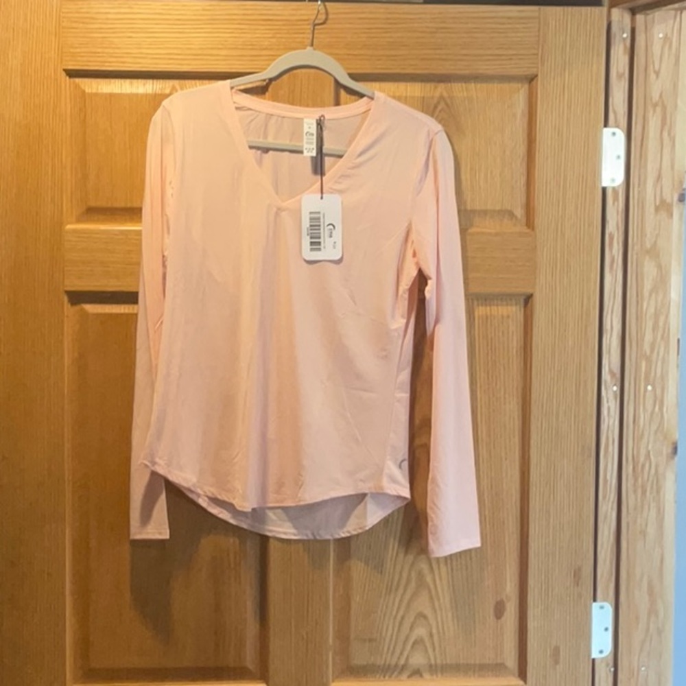 Chic Pink Long Sleeve Tee for Effortless Style